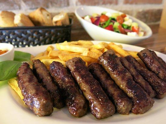 Porto Pizzeria & Bistro